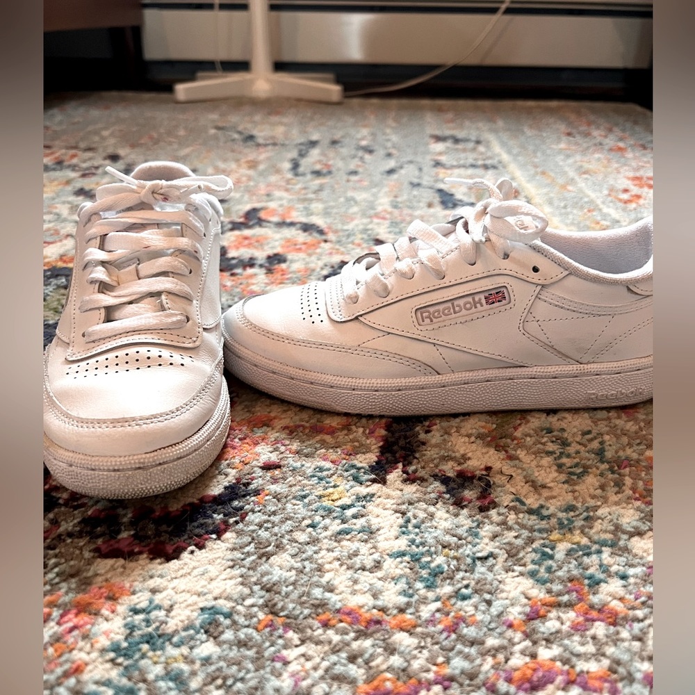 Reebok Sneakers